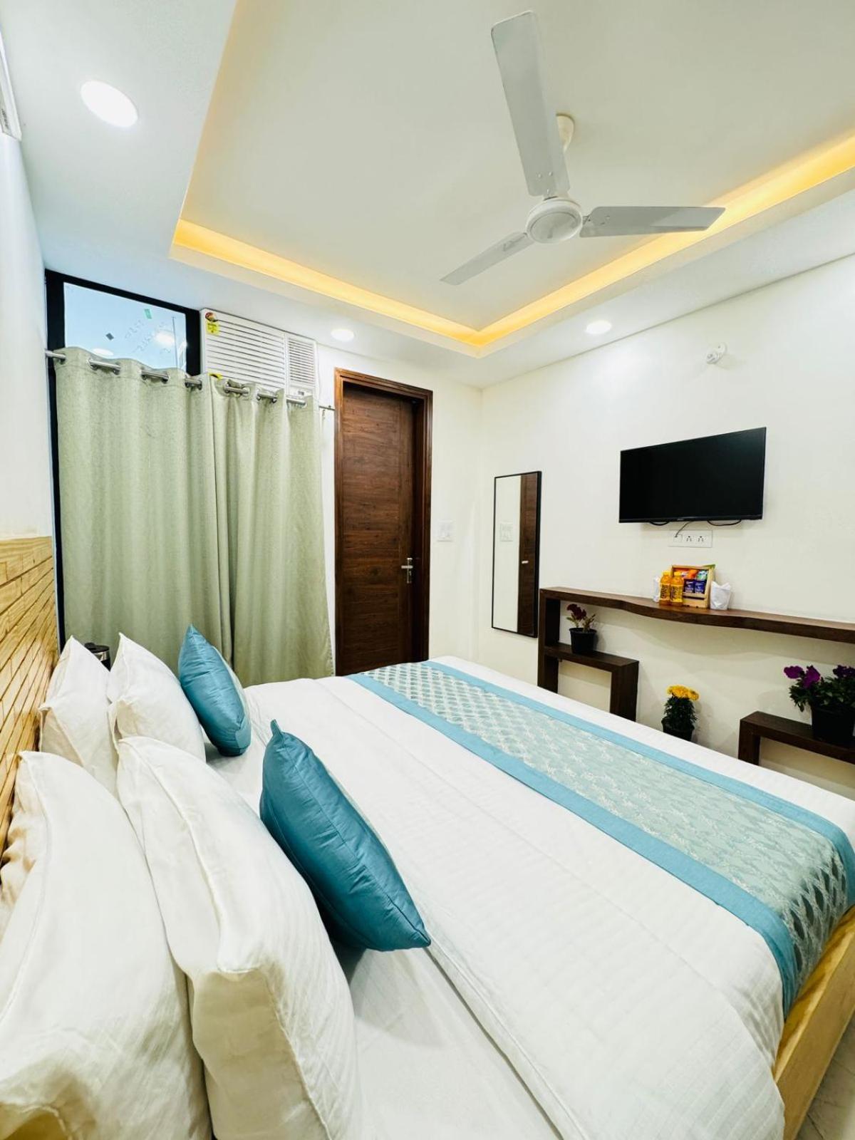 Hotel Ashram View Just 10 Minute Away Form Nizamuddin Railway Station Nowe Delhi Zewnętrze zdjęcie