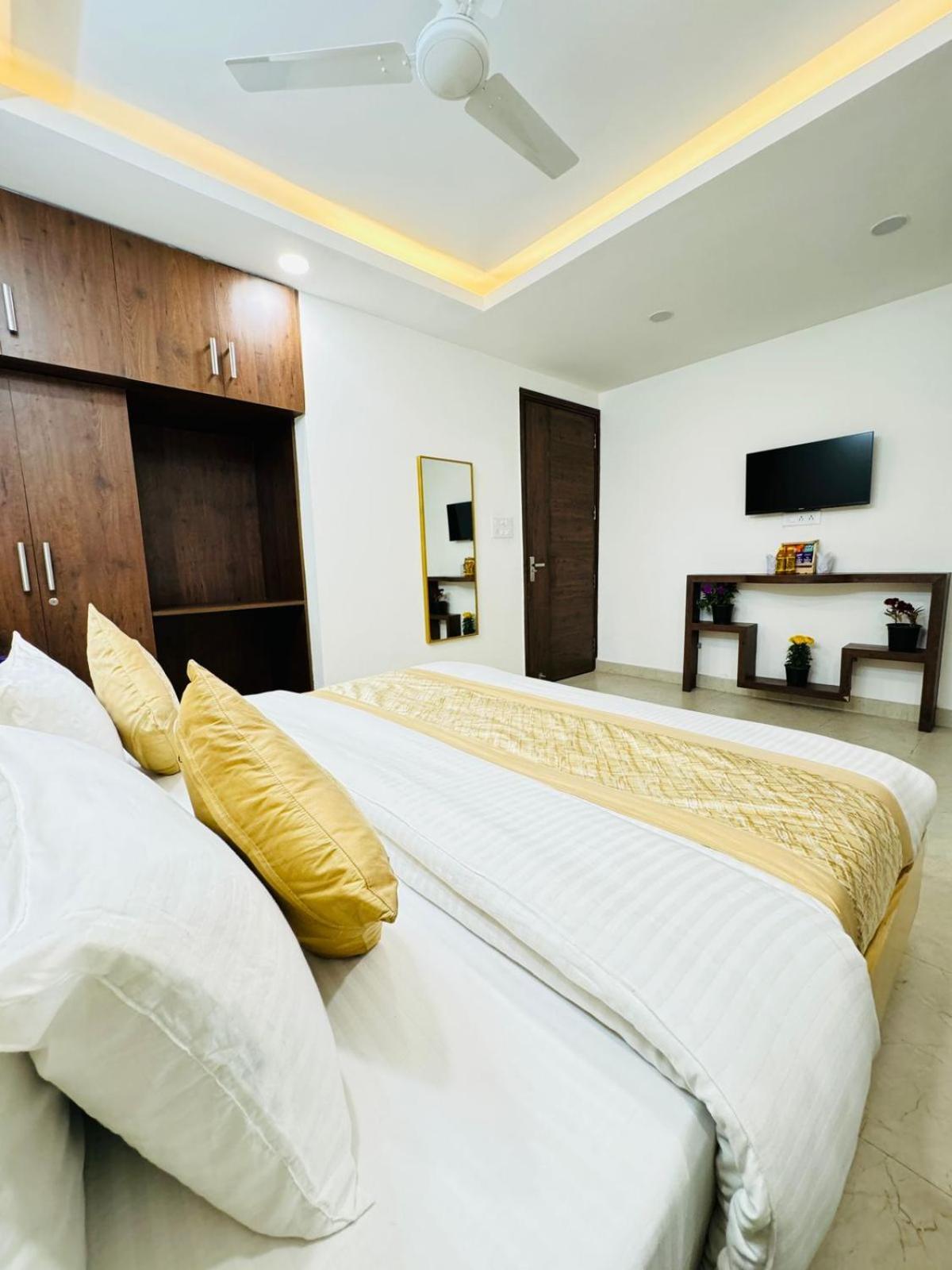 Hotel Ashram View Just 10 Minute Away Form Nizamuddin Railway Station Nowe Delhi Zewnętrze zdjęcie