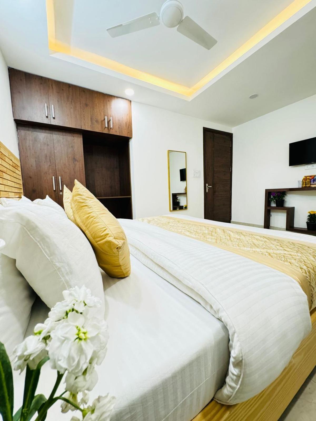 Hotel Ashram View Just 10 Minute Away Form Nizamuddin Railway Station Nowe Delhi Zewnętrze zdjęcie